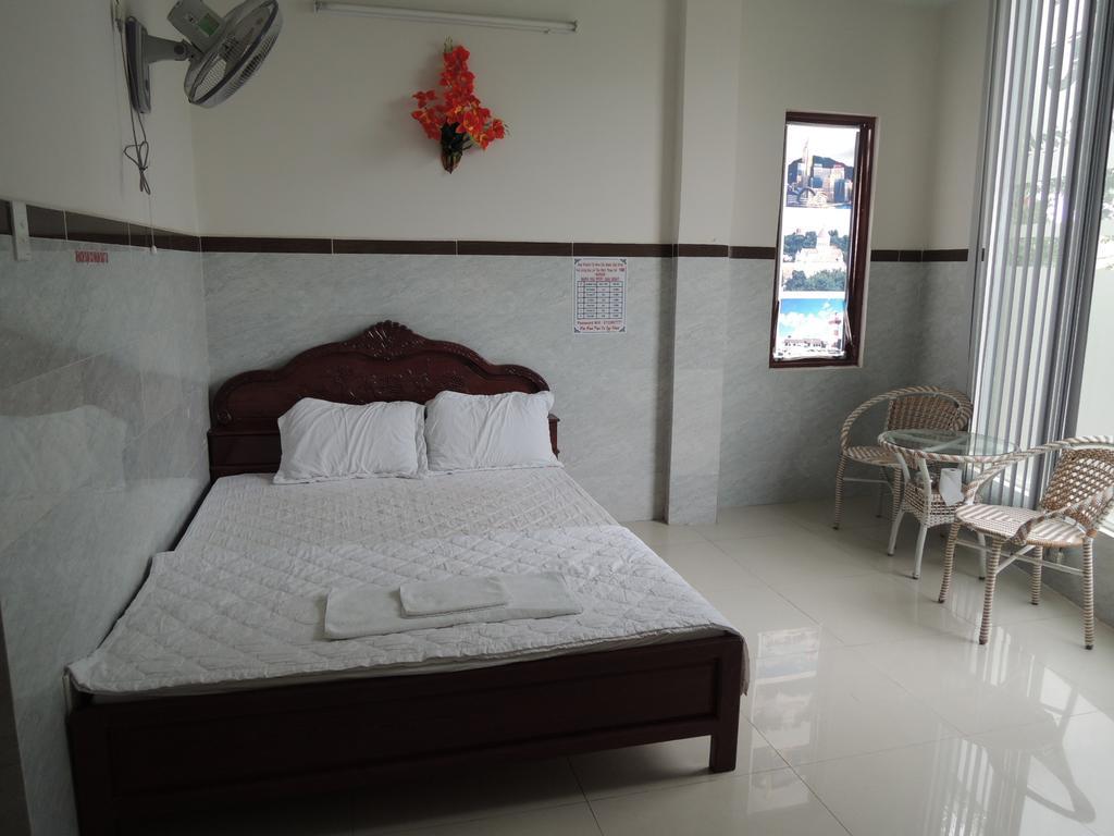 Hung Hieu Hotel Митхо Номер фото
