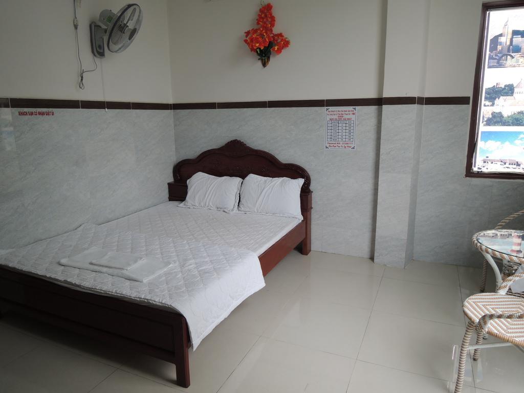 Hung Hieu Hotel Митхо Номер фото