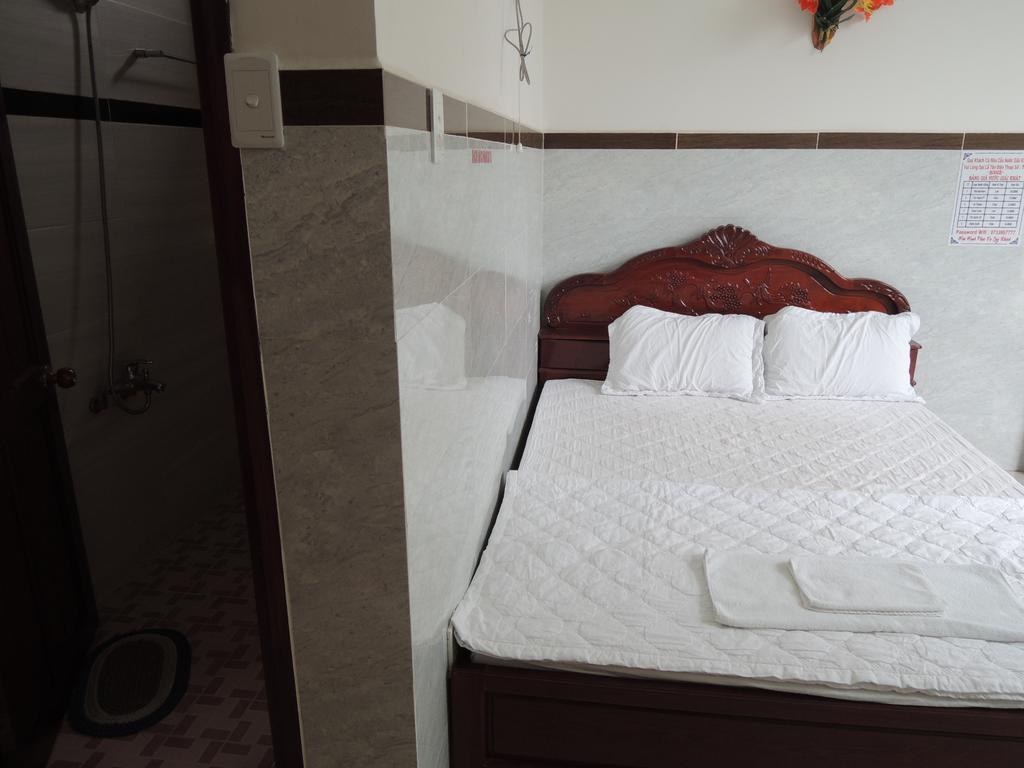 Hung Hieu Hotel Митхо Номер фото